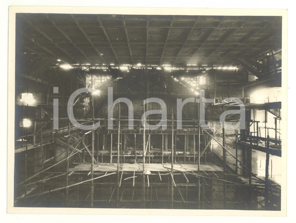 Fotografia d epoca originale 1945 MILANO TEATRO ALLA SCALA Ricostruzione post bombardamento: cantiere FOTO 1