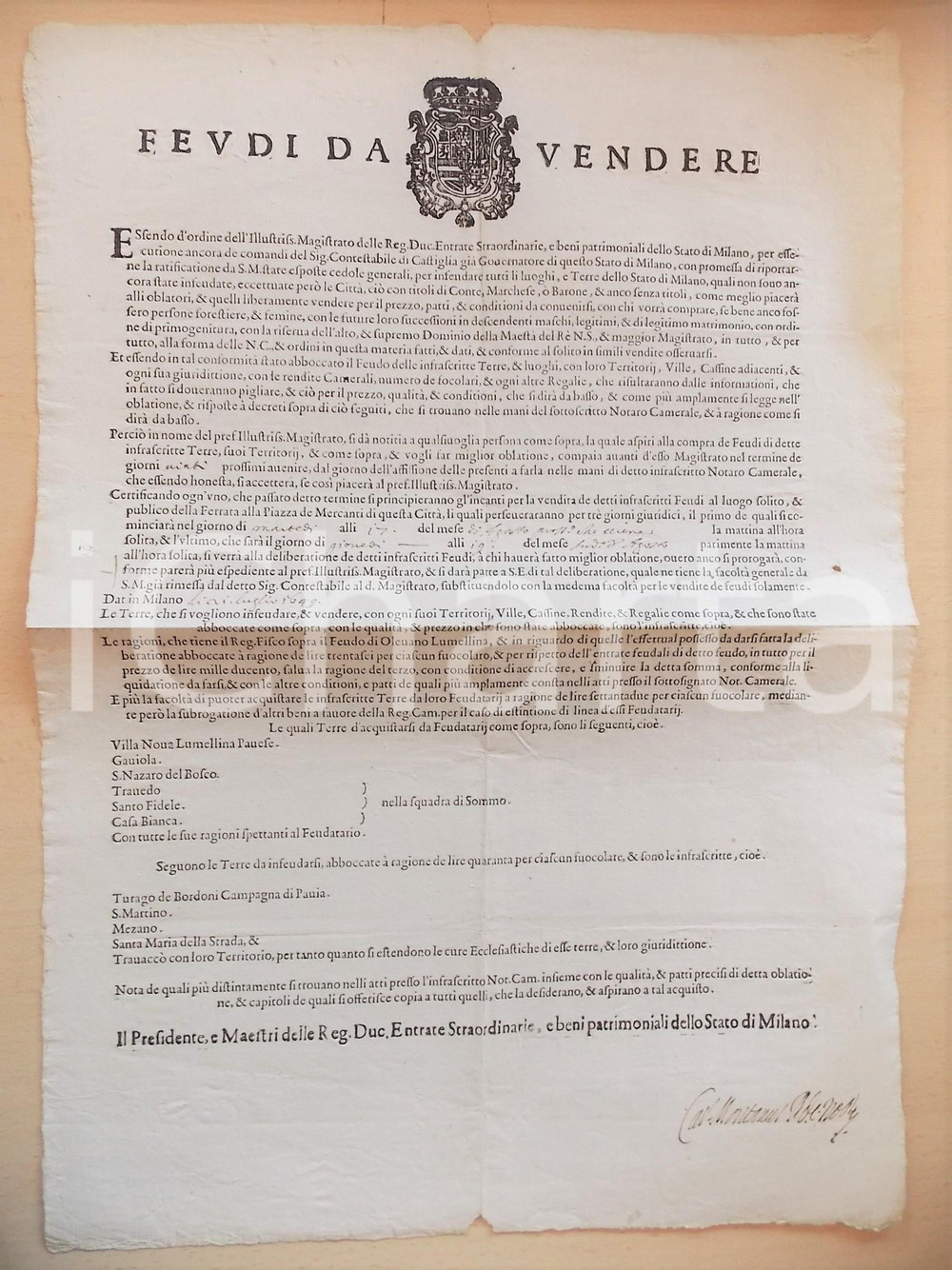 1649 STATO DI MILANO Avviso per feudi da vendere - Manifesto RARO 54x38 cm Raro manifesto contenente l'elenco dei feudi posti in vendita nello Stato di Milano.CONDIZIONI: FAIR (piegature d'epoca e minimo foro marginale)FORMATO: 54x38 cm    originale e autentica 1