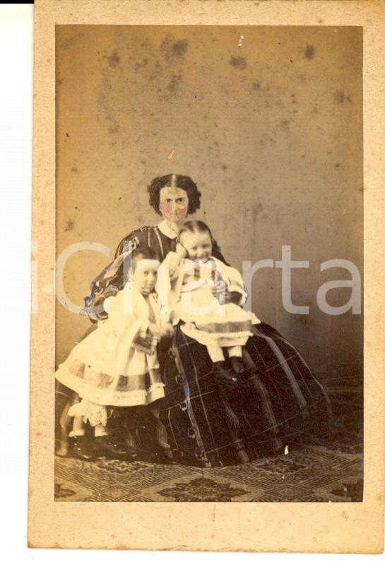 Fotografia d epoca originale 1865 ca WIEN Eugenio e Adolfo KRAUS con la madre Emilia BASILEA Foto CDV 1
