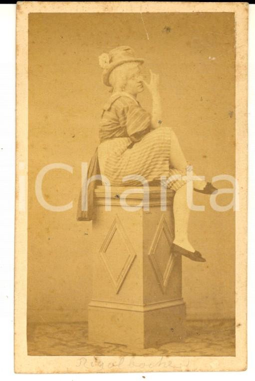Fotografia d epoca originale 1860 ca PARIS Ritratto ballerina RIGOLBOCHE in posa seduta Foto TRINQUART RARA 1