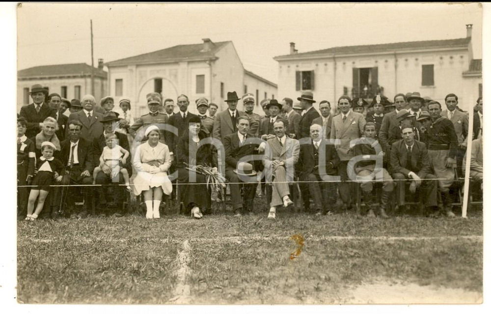 1940 ca VERONA Cerimonia pubblica con autorità e carabinieri  - Foto cartolina 
