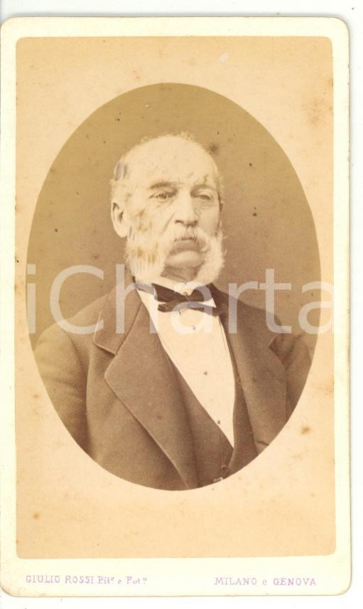 Fotografia d epoca originale 1880 ca MILANO Ritratto di anziano in abito elegante Foto Giulio ROSSI  CDV 1