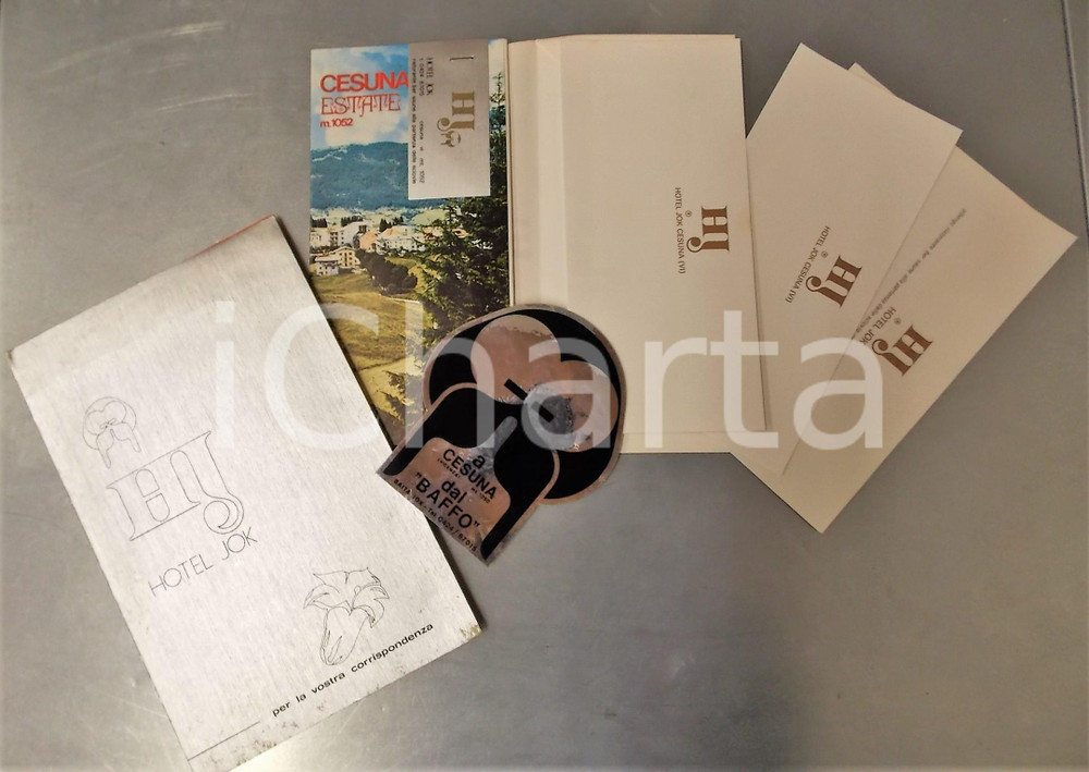 Materiale pubblicitario d’epoca 1980 ca CESUNA VI Hotel JOK Cartella con dépliant ILLUSTRATO e carta intestata 1