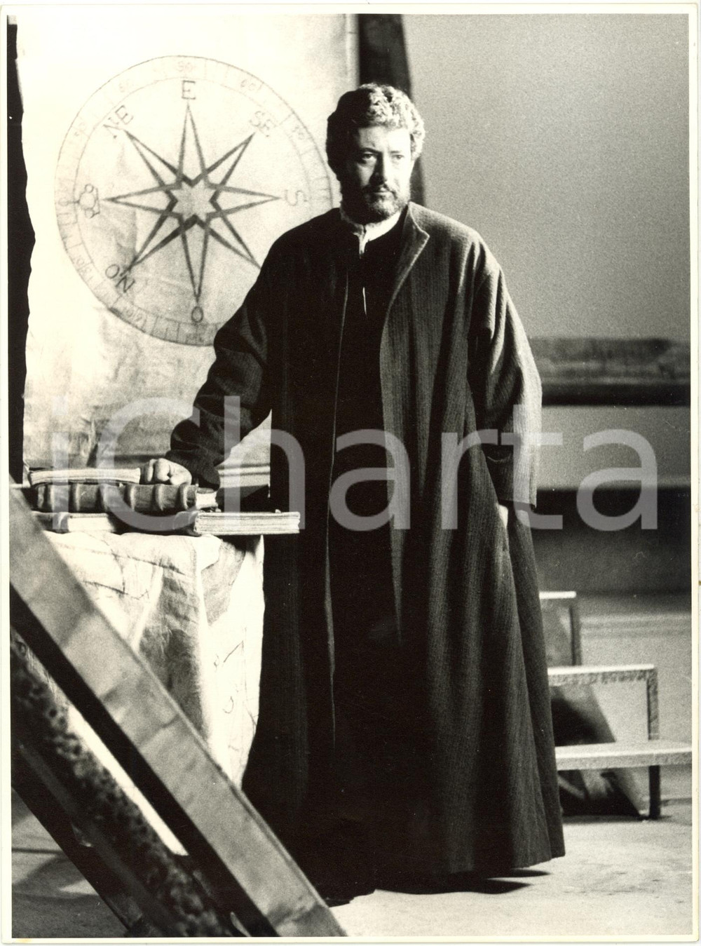 Fotografia d epoca originale 1988 TEATRO DI ROMA  Pino MICOL in Vita di Galileo Regia Maurizio SCAPARRO 1