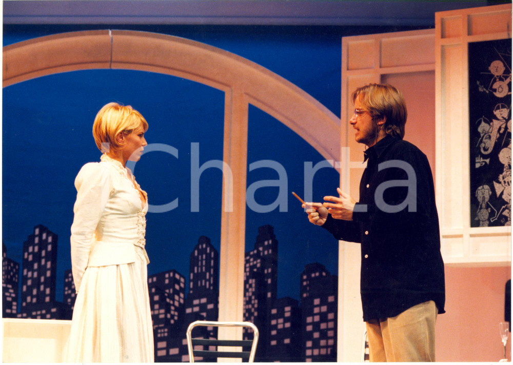 Fotografia d epoca originale 1981 ITALIA TEATRO  Gianluca GUIDI in Stanno suonando la nostra canzone Foto 1