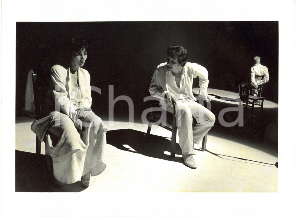 Fotografia d epoca originale 1997 TEATRO  Cristina CRIPPA e Giancarlo PREVIATI in La morte e la fanciulla 1