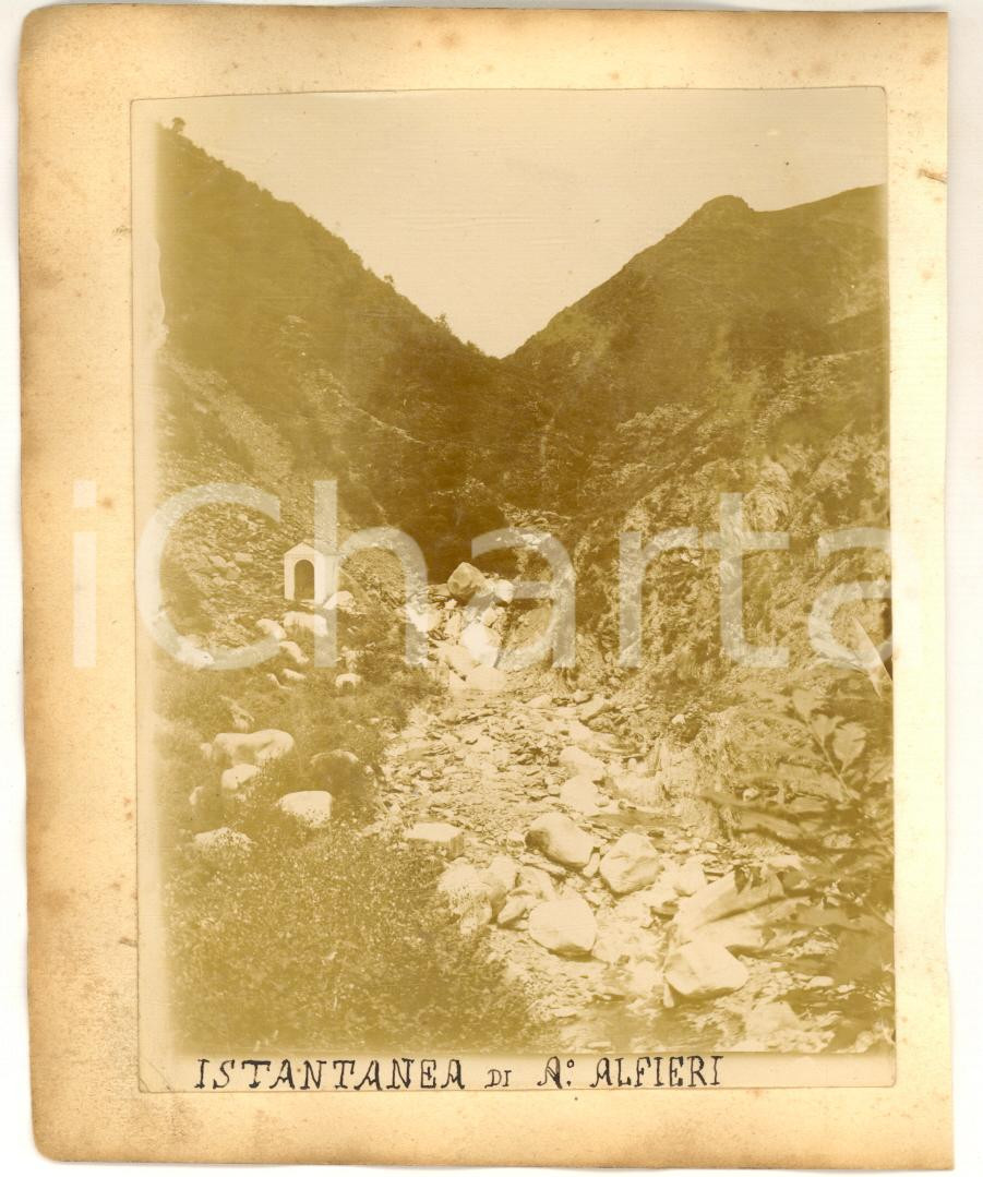 Fotografia d epoca originale 1900 ca VALTELLINA Panorama di montagna con edificio abbandonato  Foto ALFIERI 1