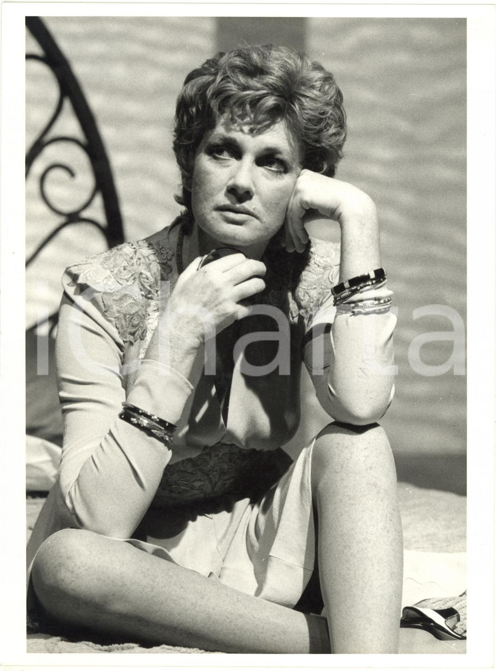 Fotografia d epoca originale 1984 TEATRO Compagnia GRAVINA  Carla GRAVINA in La gatta sul tetto che scotta 1