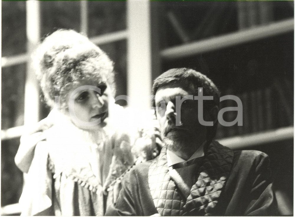 Fotografia d epoca originale 1983 GENOVA Teatro Stabile  Marzia UBALDI Massimo DE FRANCOVICH in Rosmersholm 1