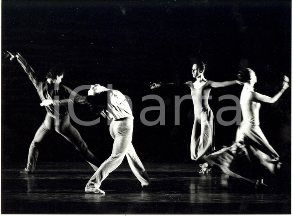 Fotografia d epoca originale 1986 MILANO Teatro alla Scala  La Cathedrale Engloutie  BALLETTO Foto 24x18 1