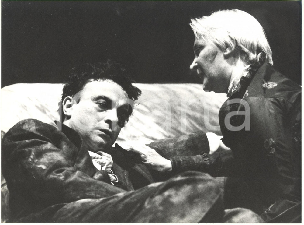 Fotografia d epoca originale 1987 Teatro Incamminati  Franco BRANCIAROLI Valentina FORTUNATO in Spettri 1