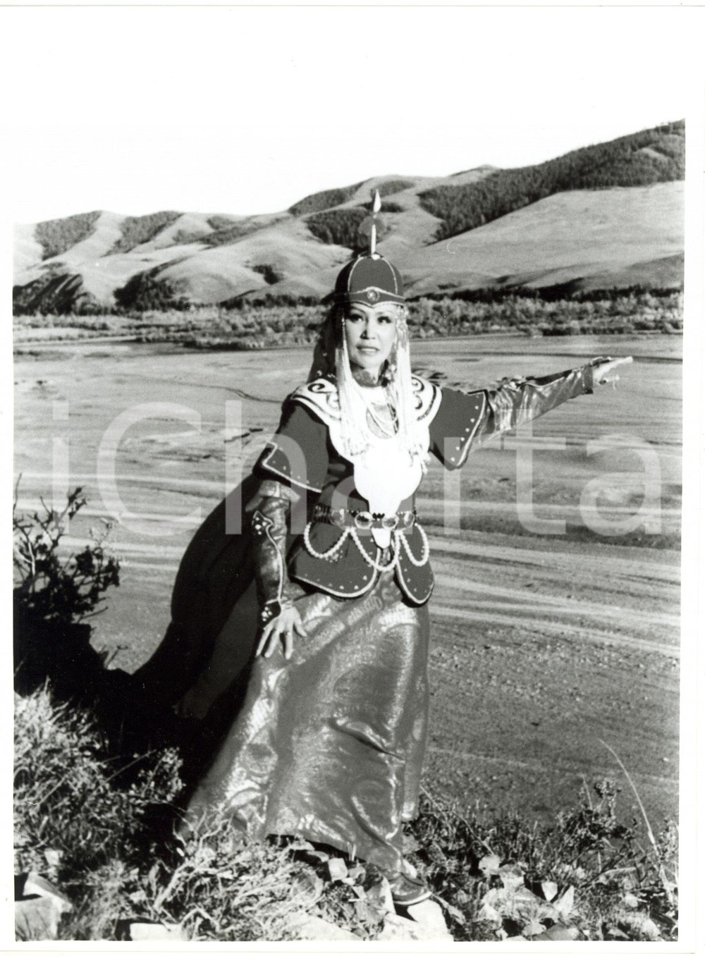 Fotografia d epoca originale 1992 DANZA Mongolia Folk Song and Dance company MANDUKHAI  Foto 18x24 1