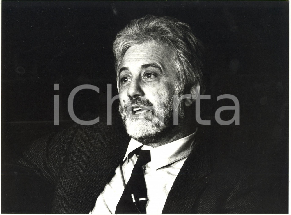 Fotografia d epoca originale 1990 ca MILANO Teatro alla Scala  Luca RONCONI  Ritratto dell attore Foto 1