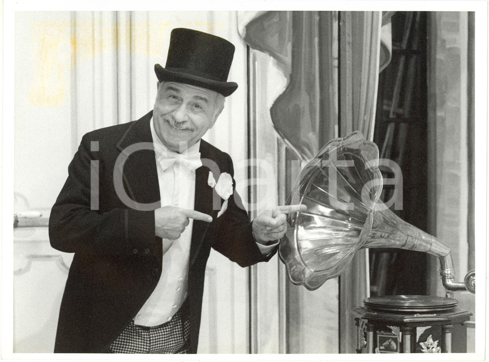 Fotografia d epoca originale 1990 ca ITALIA TEATRO  Luigi DE FILIPPO  Ritratto dell attore Foto 24x18 cm 1