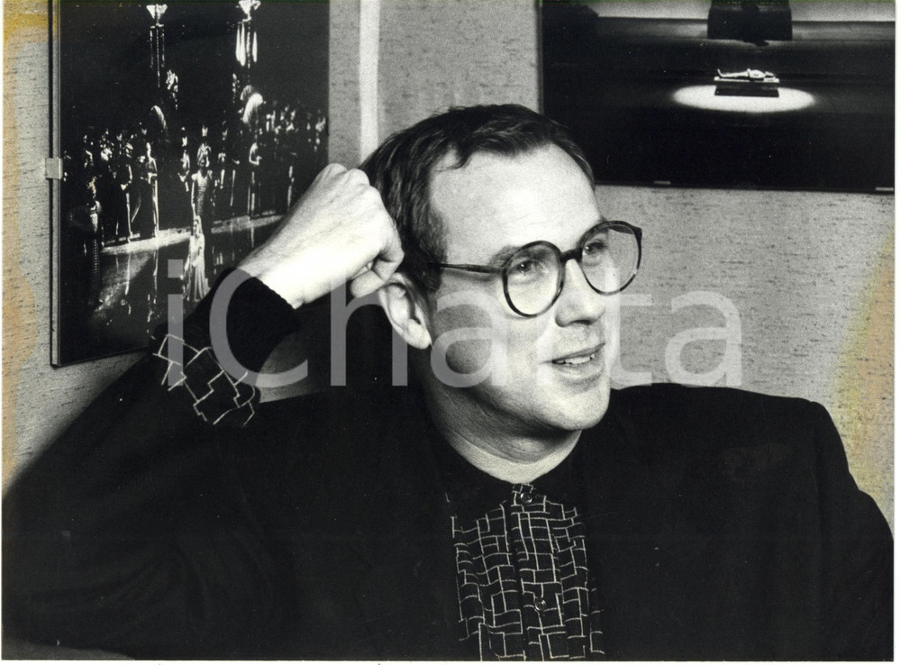 Fotografia d epoca originale 1990 ca COSTUME  Robert WILSON  Ritratto del regista Foto 24x18 cm 1
