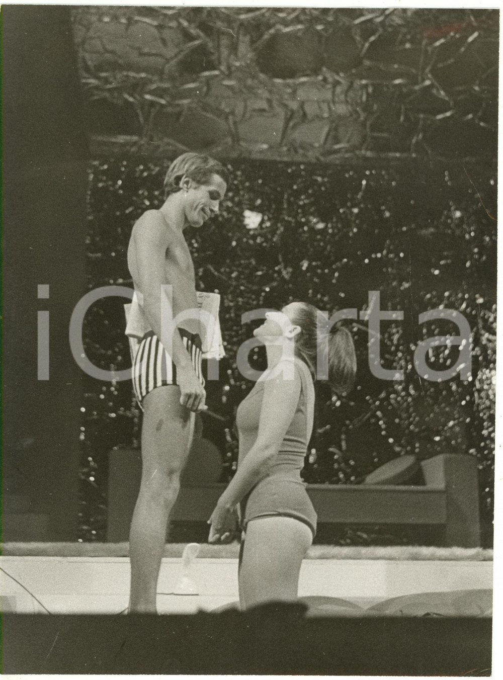 Fotografia d epoca originale 1966 MILANO TEATRO Roberto BISACCO Gianna GIACHETTI in Il mondo è quello che è 1