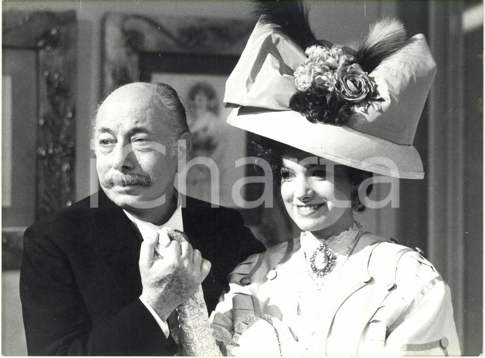 Fotografia d epoca originale 1983 CINEMA La pulce nell orecchio  Ernesto CALINDRI Elisabetta VIVIANI 1