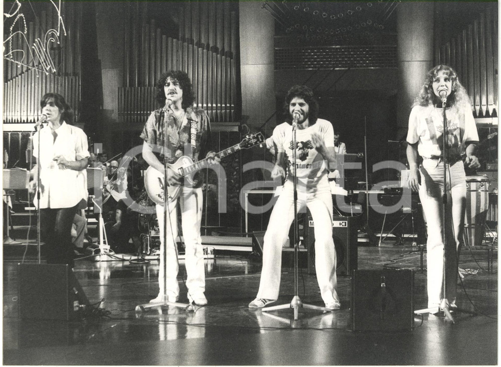 Fotografia d epoca originale 1977 RAI DUE Auditorio A  Band SANTA CRUZ durante le registrazioni  Foto 1