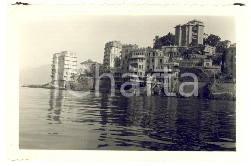 Fotografia d epoca originale 1950 ca GENOVA PEGLI Veduta con il Castello VIANSON  Foto VINTAGE 14x9 cm 1