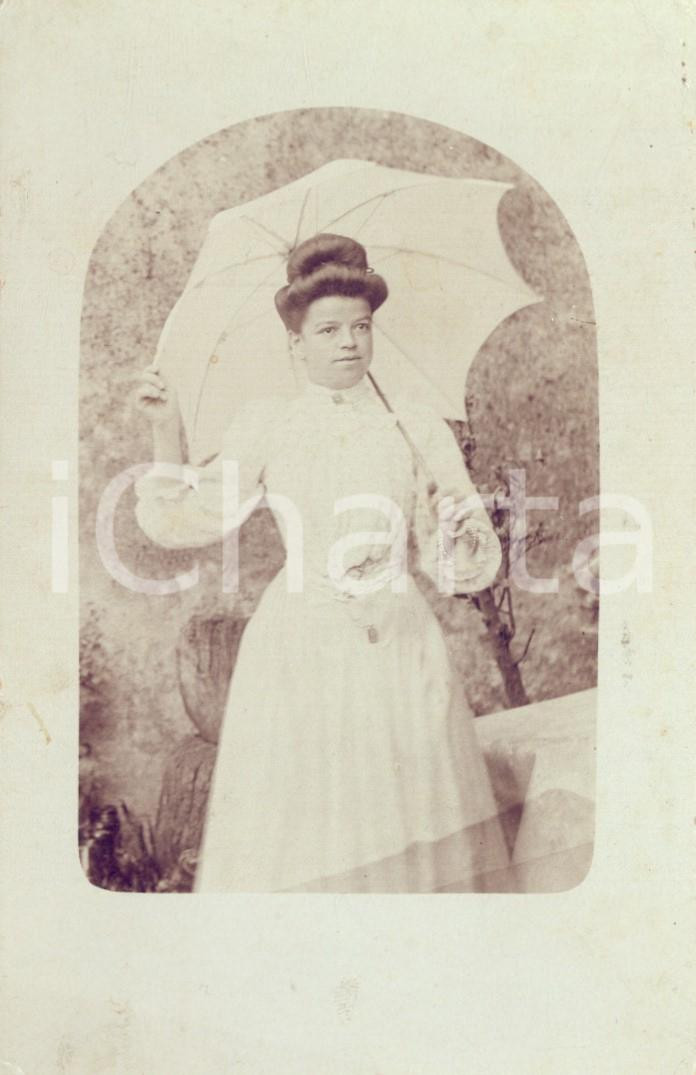 Fotografia d epoca originale 1910 ca FRANCE Ritratto di Mathilde TURBIAN in abito da passeggio  Foto 14x9 1