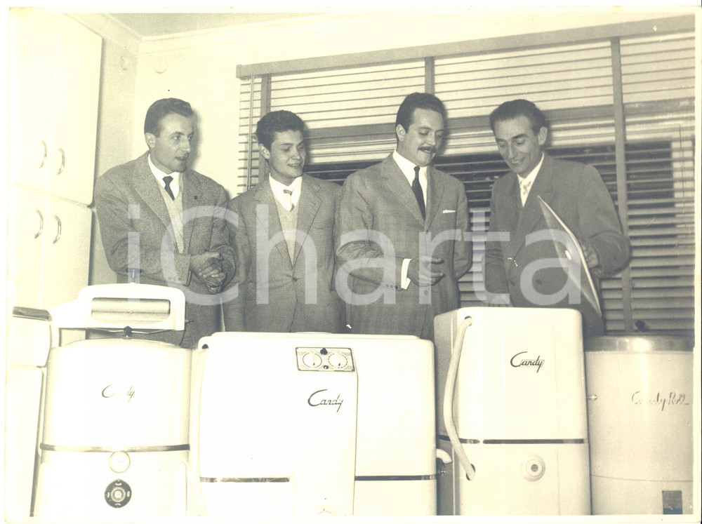 Fotografia d epoca originale 1960 ca s. l. CANDY Elettrodomestici  Presentazione nuovi modelli 2 Foto 1