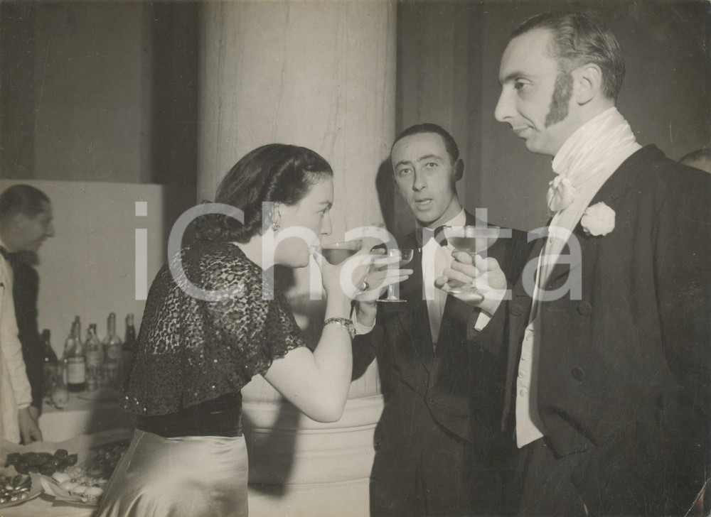 Fotografia d epoca originale 1960 ca VENEZIA Angelo SPANIO a una serata di gala  Foto 24x18 cm 1