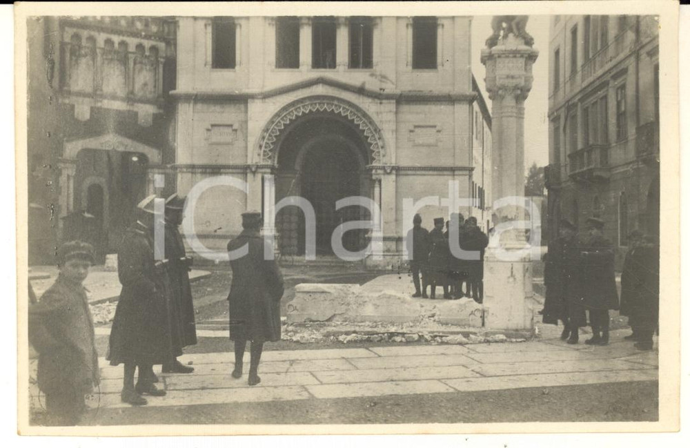 Fotografia d epoca originale 1918 WW1 PADOVA Bombardamenti austriaci  Museo al Santo e piazza  Foto ANIMATA 1