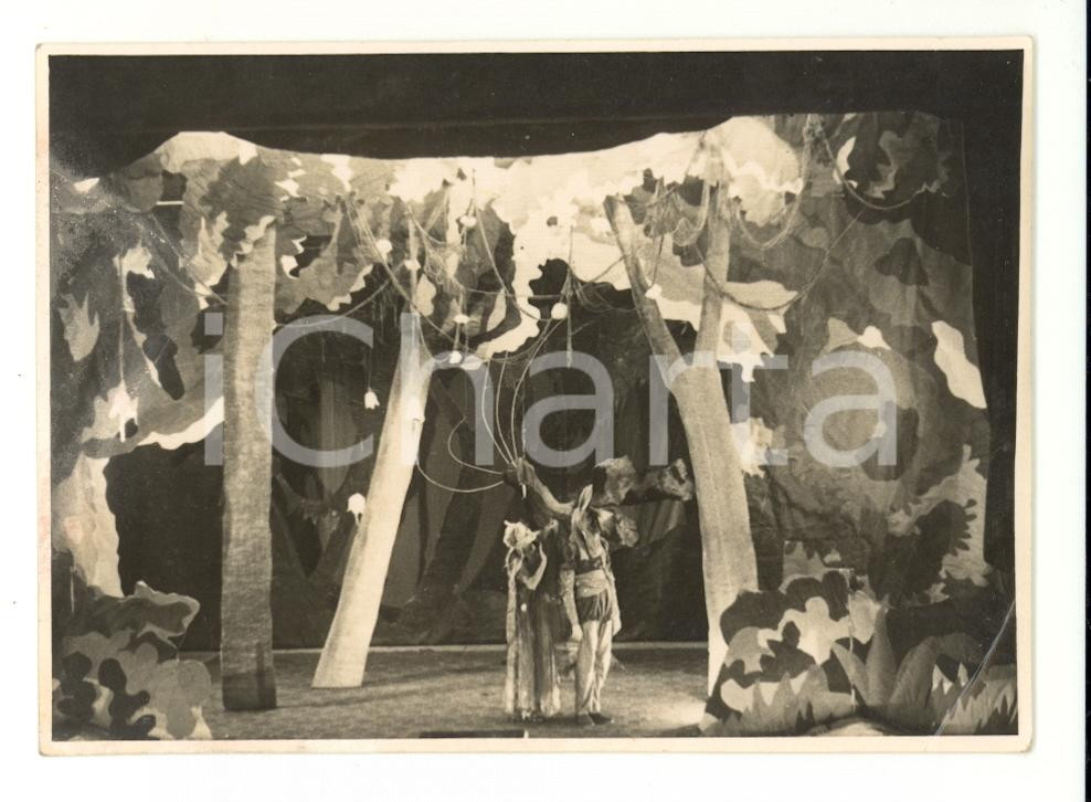 Fotografia d epoca originale 1941 THEATRE AIXENPROVENCE Compagnie Marcel LUPOVICI Le manteau d Arlequin 1