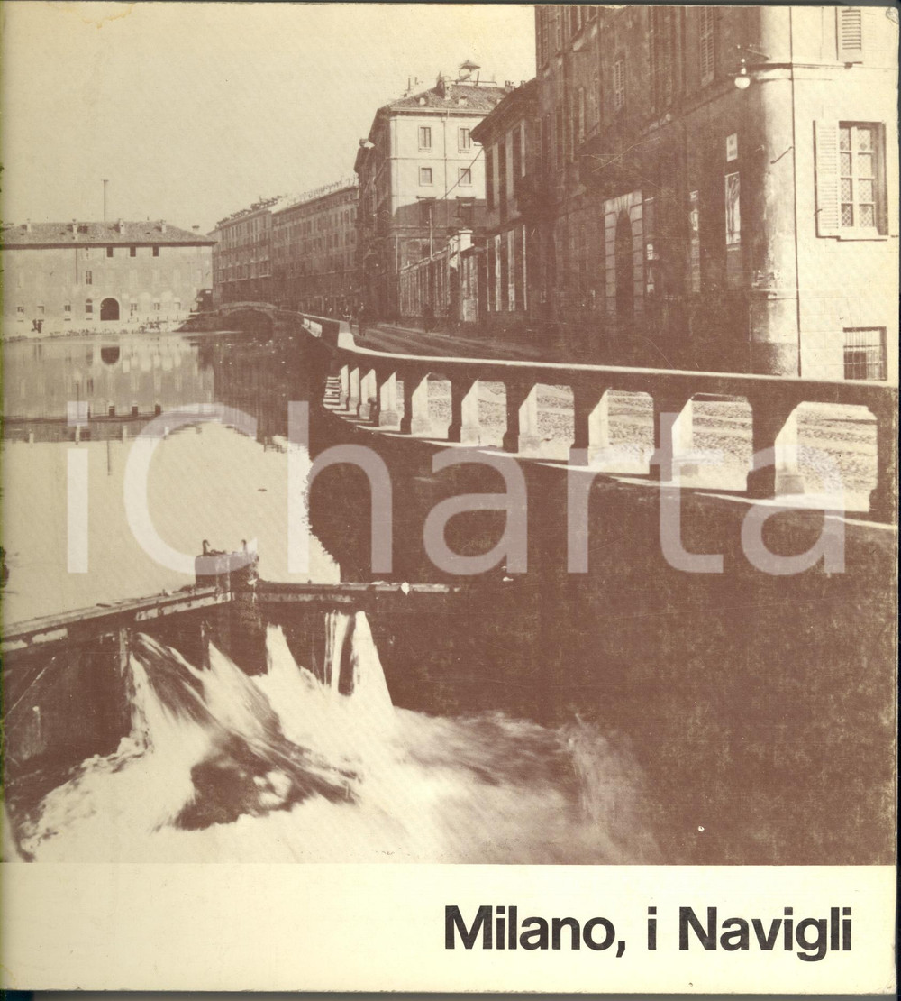 1977 MILANO, I NAVIGLI *Catalogo della mostra a Palazzo Morando 192 pp. DIMENSIONI: 23x23 cmPAGINE: 192 CONDIZIONI: FAIR (buone condizioni interne ma piegature da lettura al dorso)    originale e autentica 1