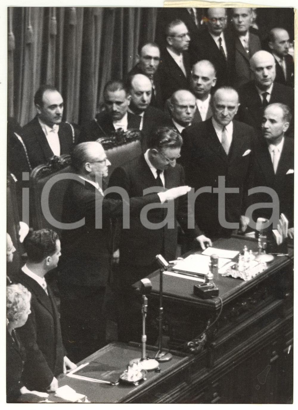 1955 ROMA Giovanni GRONCHI presta giuramento come presidente della Repubblica