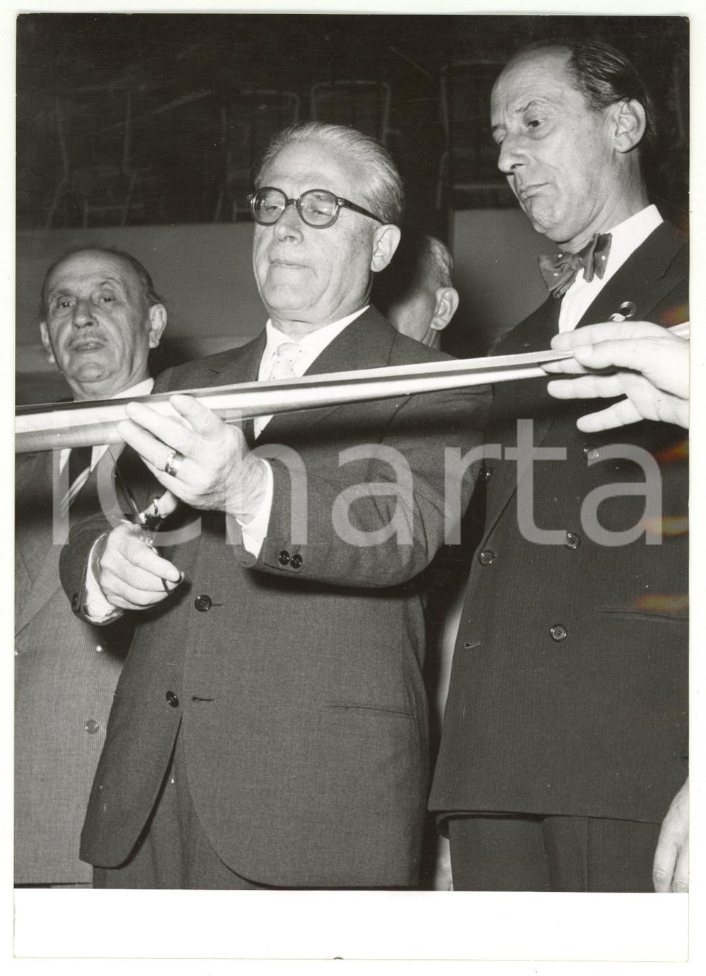 1955 MILANO Mostra della Radio - Giovanni GRONCHI al taglio del nastro - Foto
