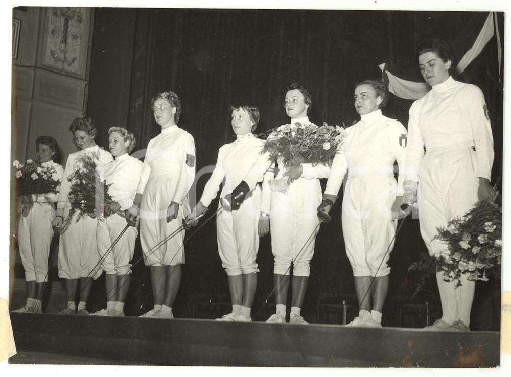 1950 ca PALERMO Premiazione incontro internazionale femminile di FIORETTO - Foto