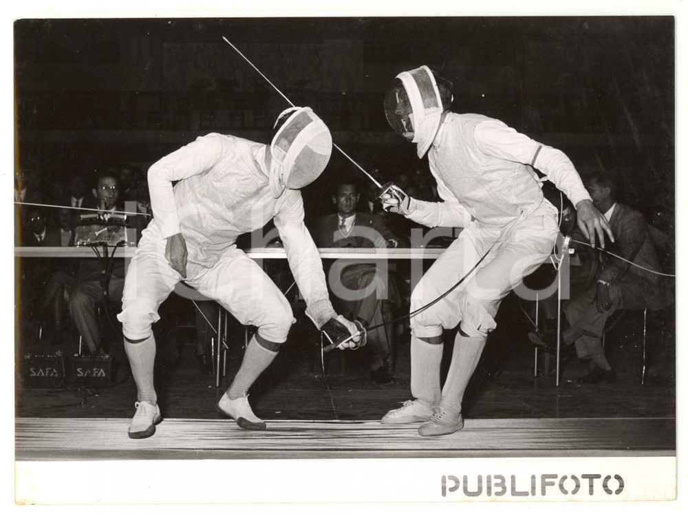 1955 ROMA EUR Mondiali scherma - Edoardo MANGIAROTTI contro Andrzej PRZEZDZIECKI