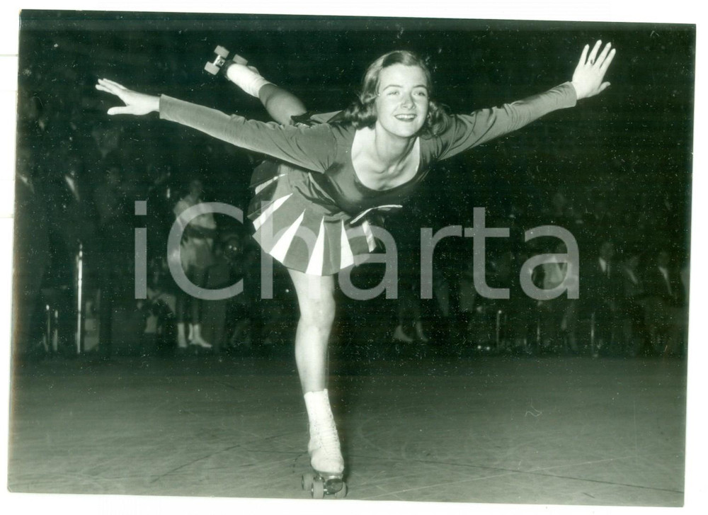 1955 ca BOLOGNA Campionato europeo PATTINAGGIO ARTISTICO - Rita BLUMENBERG *Foto