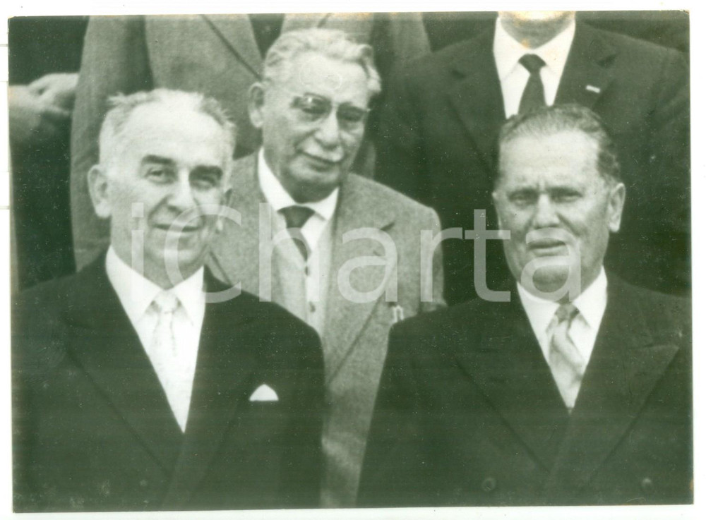 Fotografia d epoca originale 1956 Belgrado – Josip Broz Tito con Luigi Longo e Moša Pijade, foto 18×13 cm 1