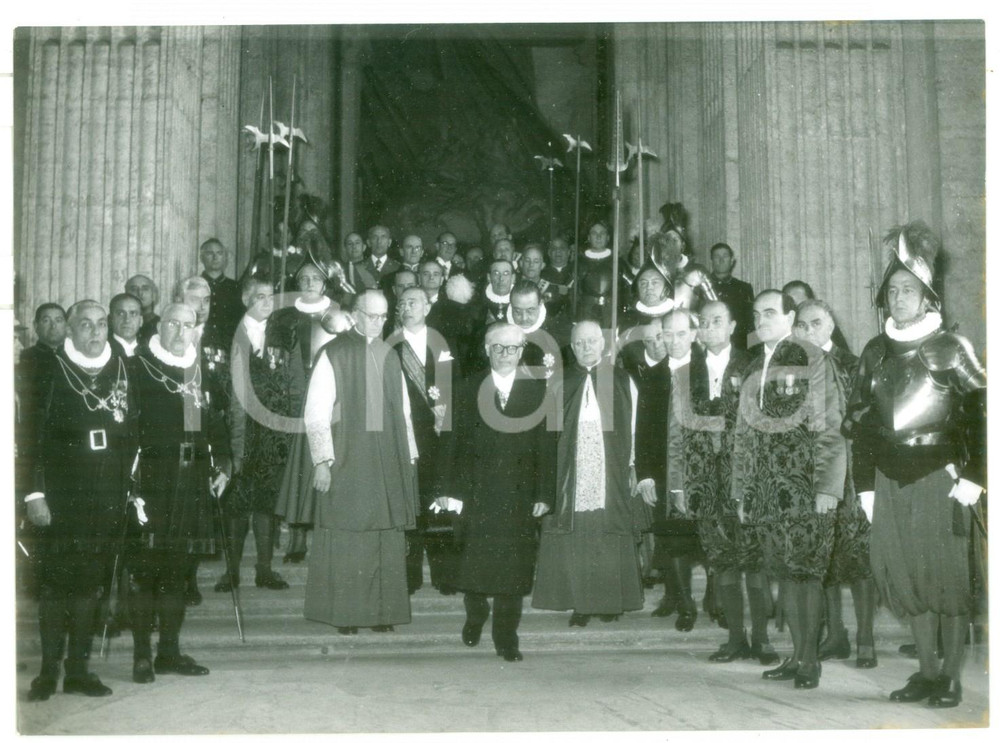 1955 ROMA - Arrivo Giovanni GRONCHI in Vaticano per udienza con PIO XII - Foto