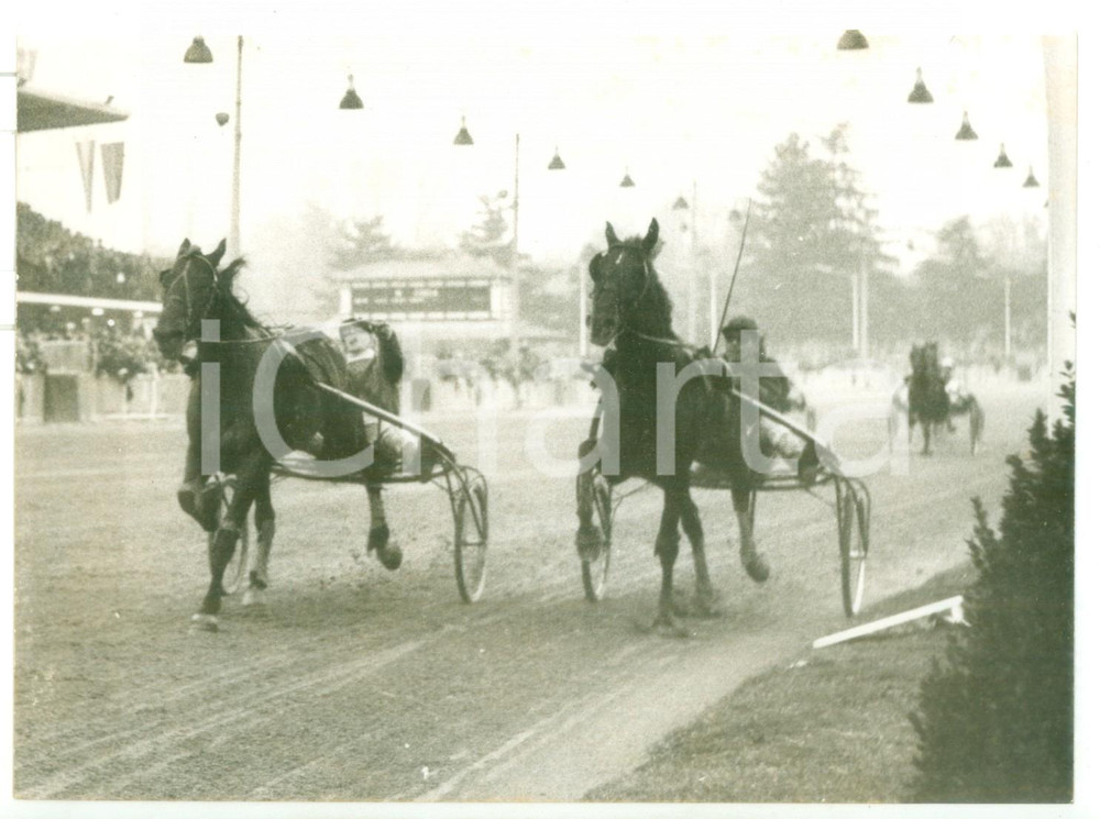 1958 MILANO Gran Premio Nazioni - Vittoria ICARE IV guidato da Walter BARONCINI