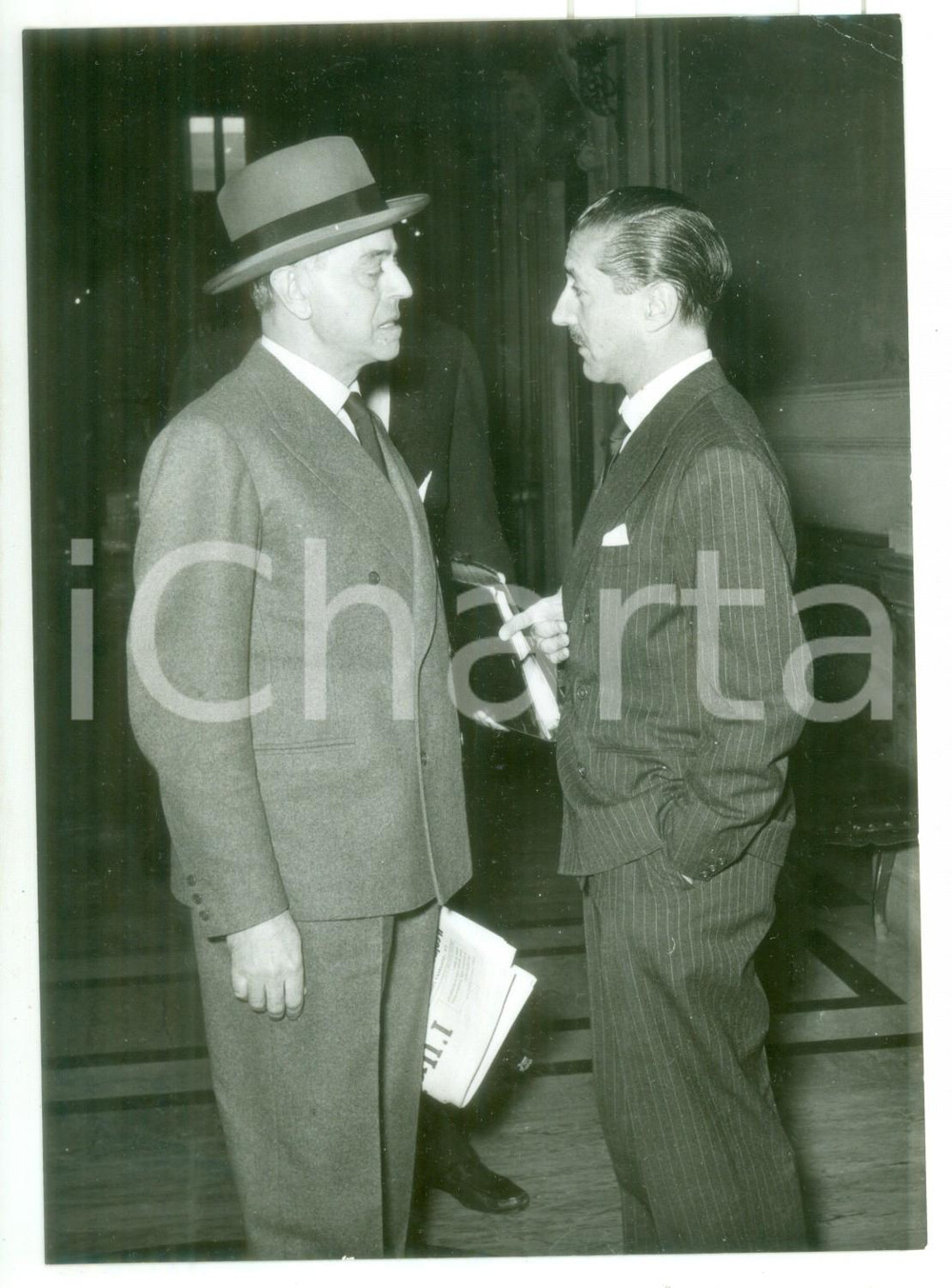 1957 ROMA Consiglio dei Ministri - Gaetano MARTINO con Giorgio BOMBASSEI *Foto