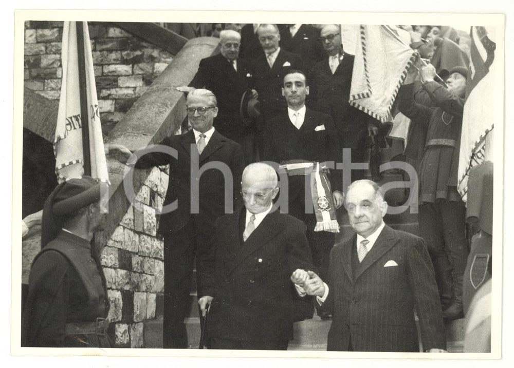 1955 ca FIRENZE Giovanni GRONCHI durante corteo storico *Foto 18x13