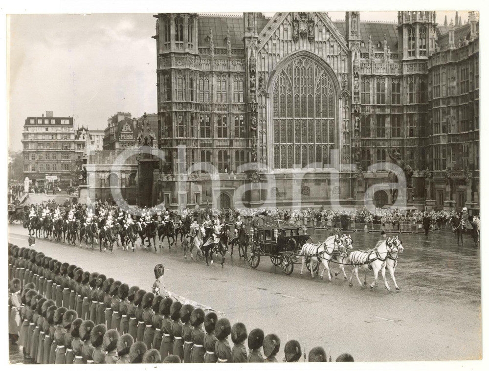1960 LONDON Queen ELIZABETH II arriving in Royal Coach for opening of Parliament