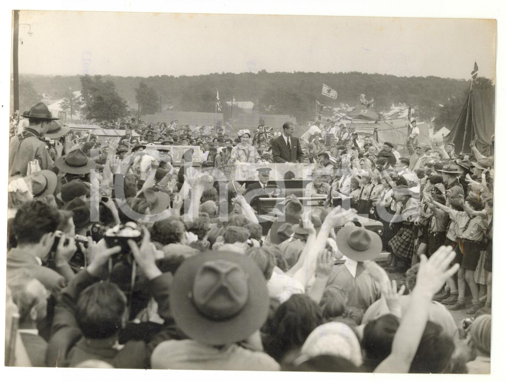 1957 SUTTON PARK World Scout Jamboree - ELIZABETH II with Duke of EDINBURGH