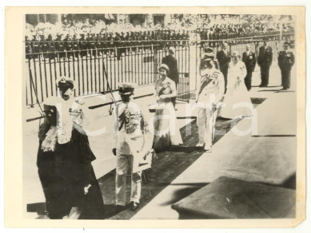 1954 SYDNEY State Opening Parliament - William DICKSON followed by ELIZABETH II 