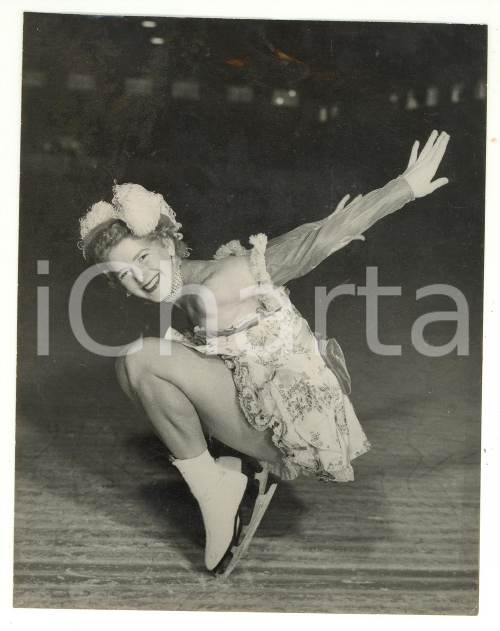1953 LONDON - SKATING "Sinbad the sailor on ice" - Andra McLAUGHLIN *Photo 15x19
