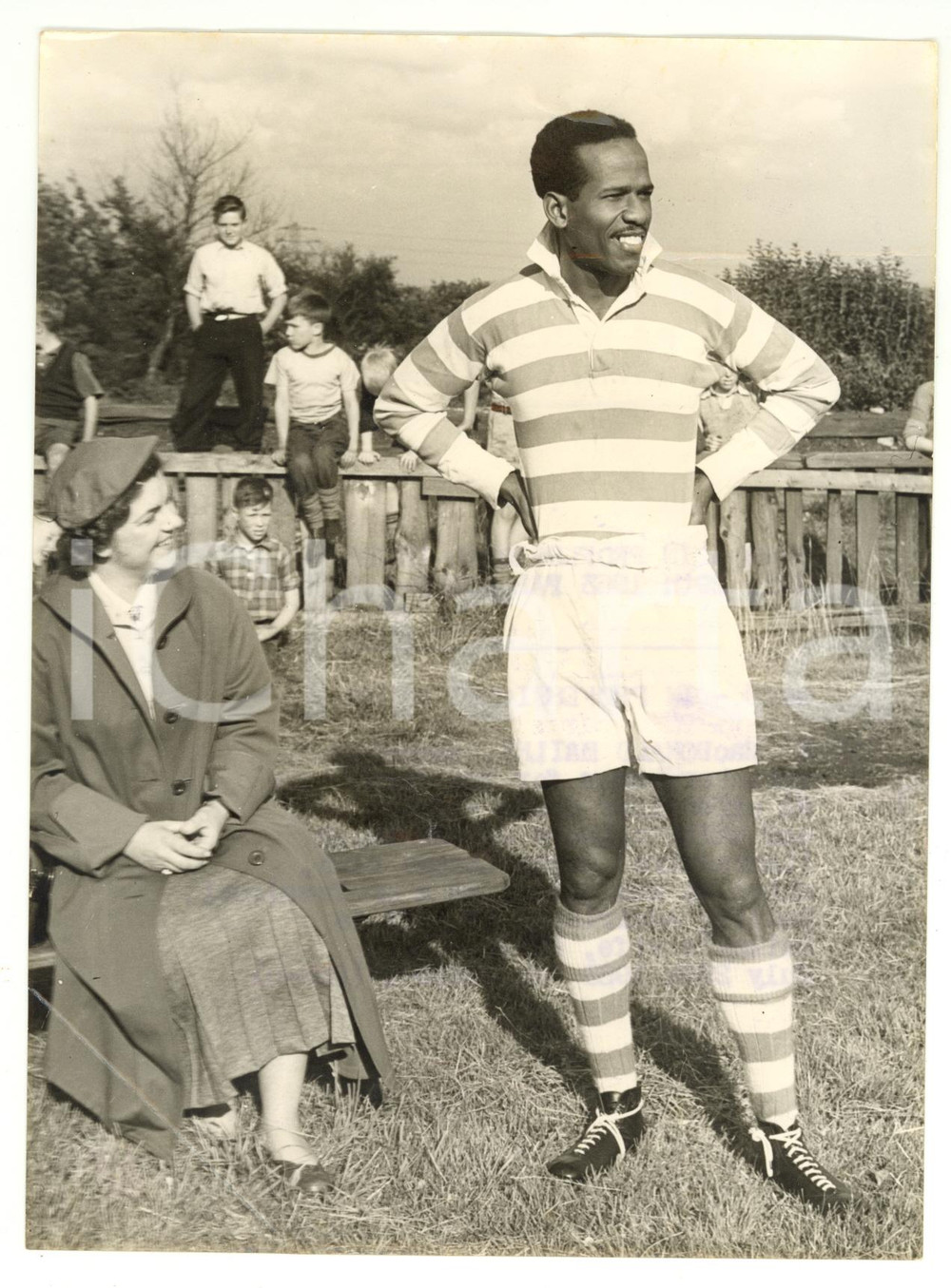 1953 RUGBY Emmanuel McDONALD BAILEY wearing the dress of the Leigh League Club