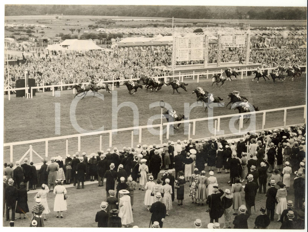 1956 ROYAL ASCOT - ALEXANDER ridden by Harry CARR winning the race *Photo 20x15