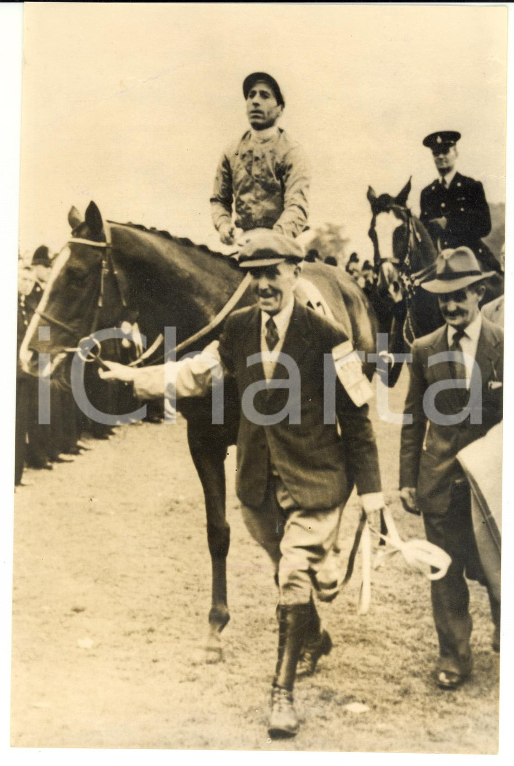 1954 DONCASTER St Leger Stakes - NEVER SAY DIE with jockey Charlie SMIRKE up 
