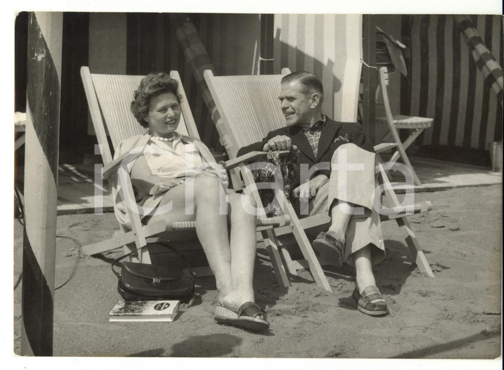 Fotografia d epoca originale 1954 FESTIVAL DEL CINEMA DI VENEZIA Gioia MARCONI con il marito Giorgio BRAGA 1