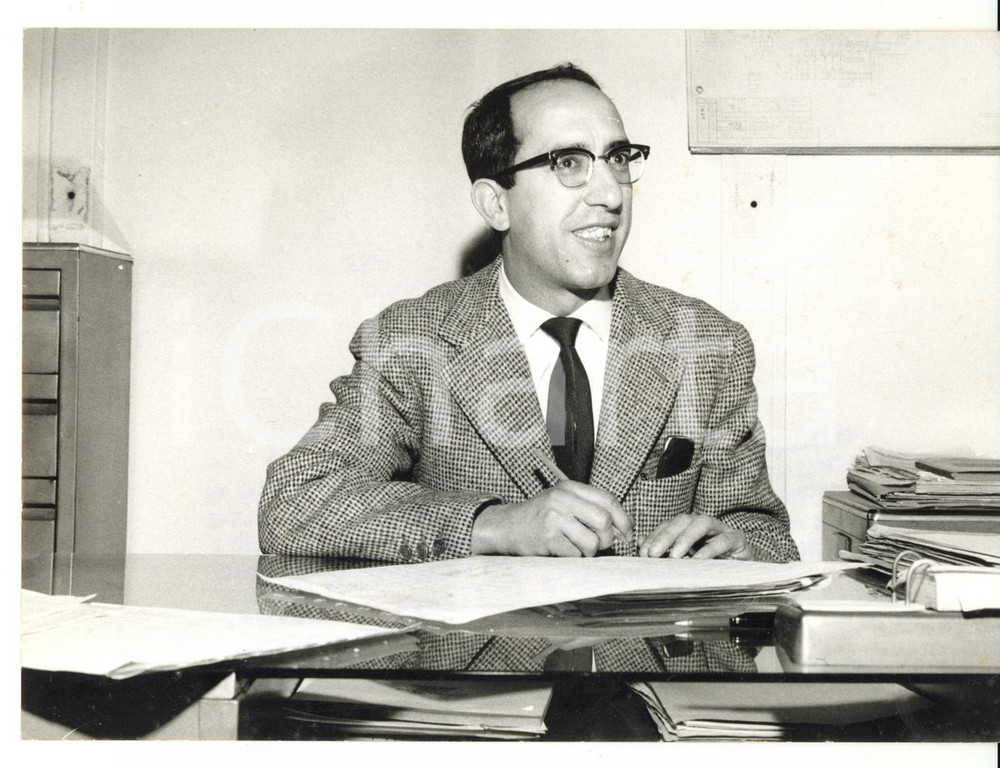 Fotografia d epoca originale 1961 MILANO  MONTECATINI Alberto GENERALI vincitore Lotteria di Capodanno 1