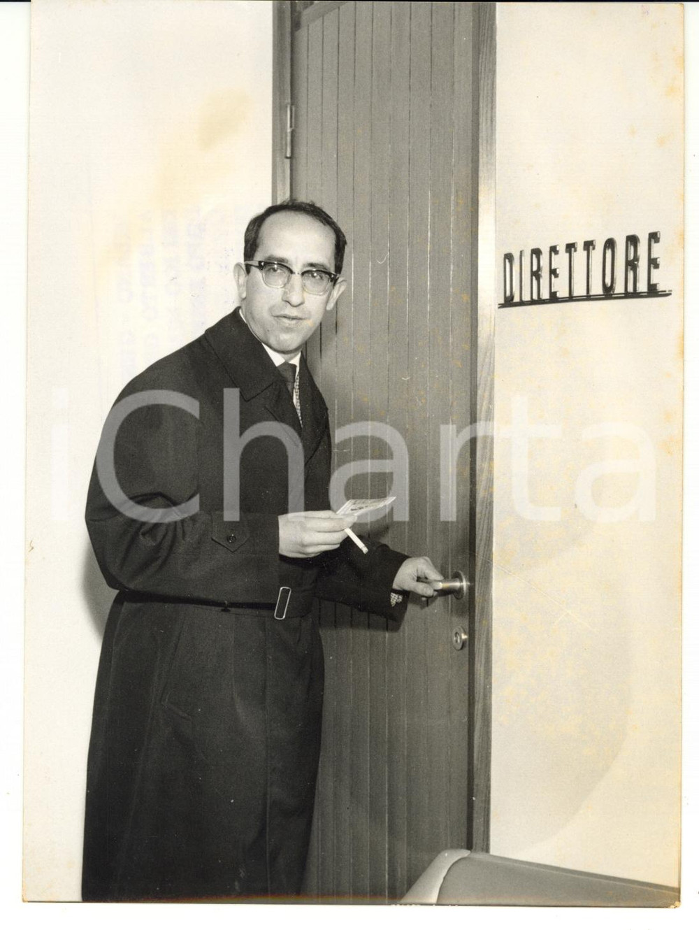 Fotografia d epoca originale 1961 MILANO  MONTECATINI Alberto GENERALI vincitore Lotteria di Capodanno FOTO 1