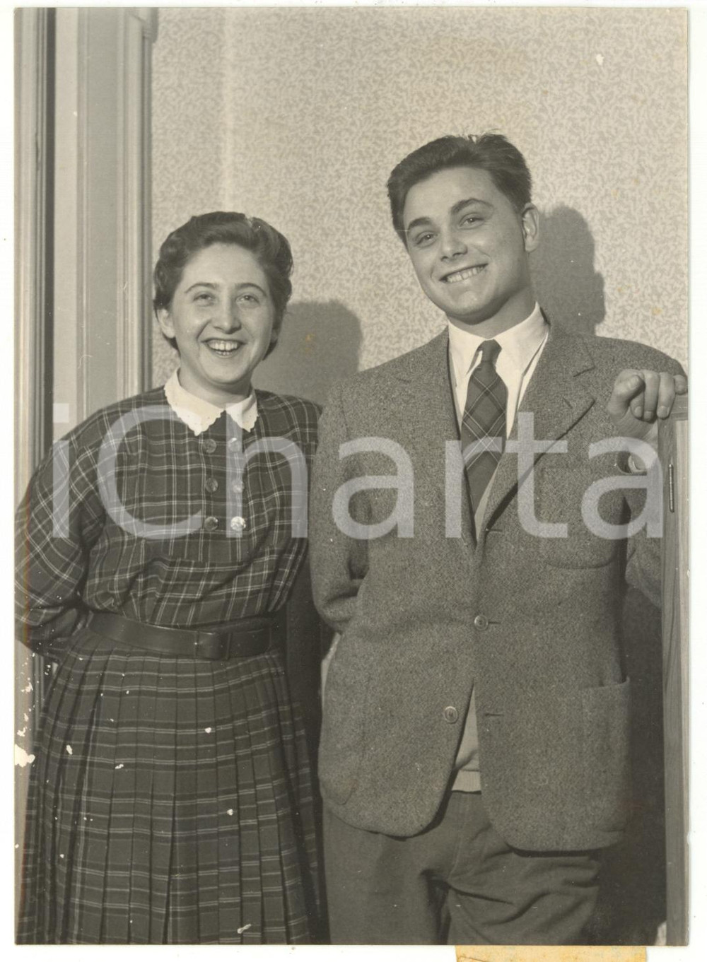 Fotografia d epoca originale 1955 TORINO Alfredo CASTELLANO vincitore TOTOCALCIO con la fidanzata Foto 13x18 1